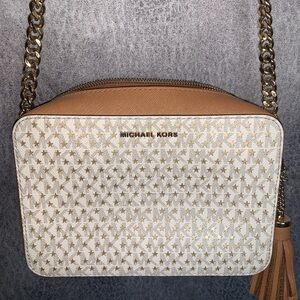 Michael Kors White & Tan Crossbody with Gold Chain